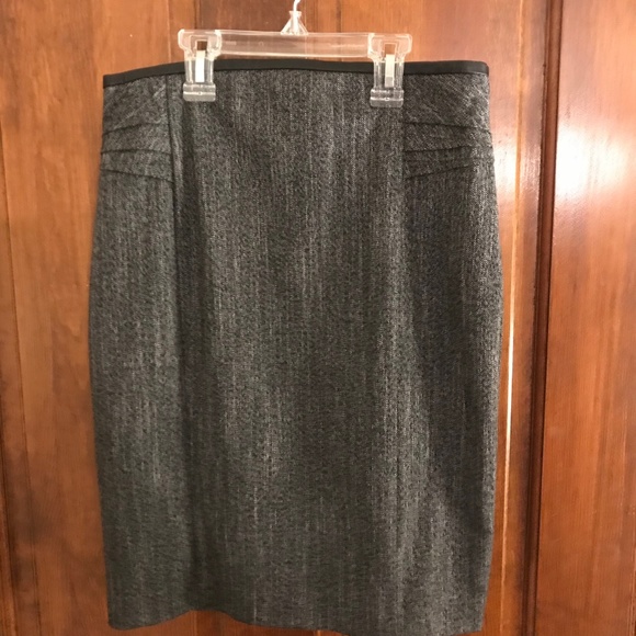 Tweed Pencil Skirt - Picture 2 of 6